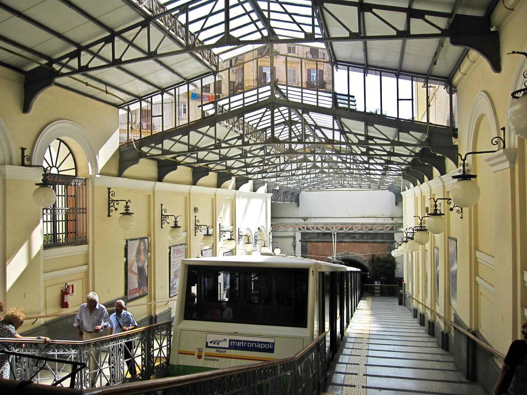 Appartement Casa Michelangelo à Naples Extérieur photo